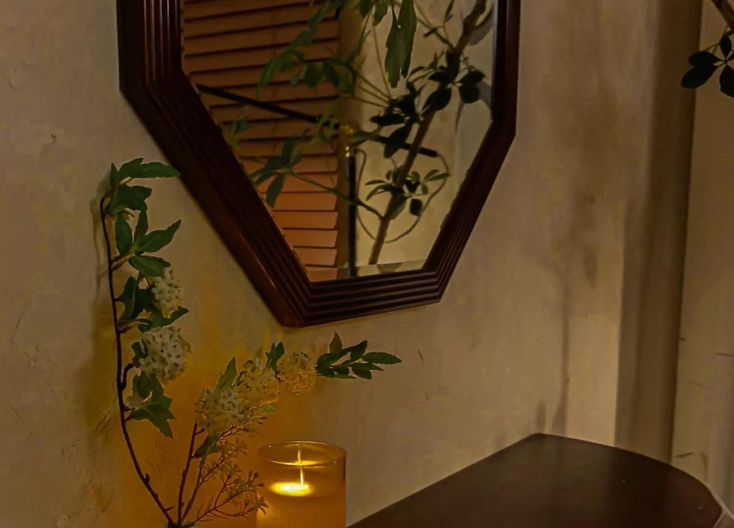 Botanic Vibe, Spacious 2Br, Dining 4 Beds, Subway 3Min Seoul Apartment