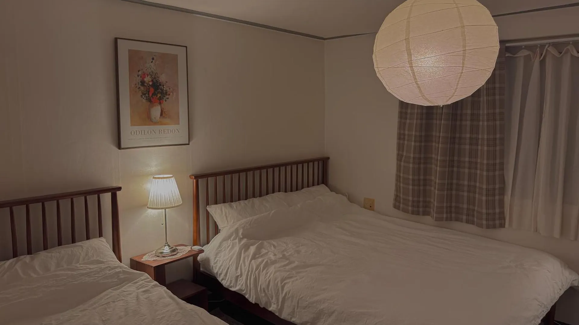 Botanic Vibe, Spacious 2Br, Dining 4 Beds, Subway 3Min Seoul